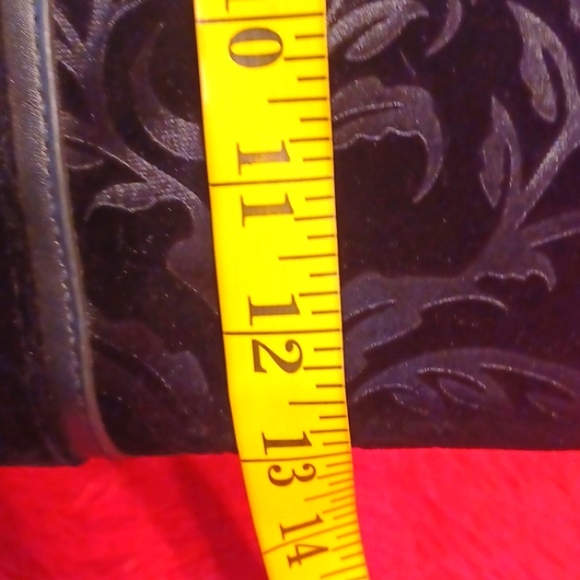 Killstar Monstra Daybag Velvet - Picture 15 of 16